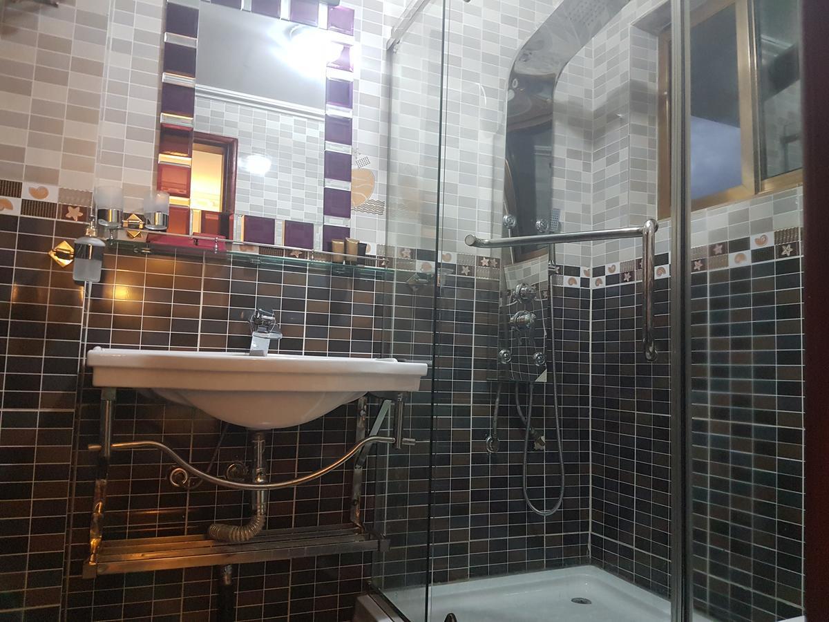 Mbayaville Hotel Douala Luaran gambar